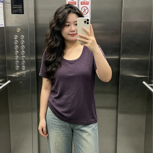 纯欲风时尚大码百搭U型领休闲短袖T恤女夏季纯色洋气减龄个性上衣