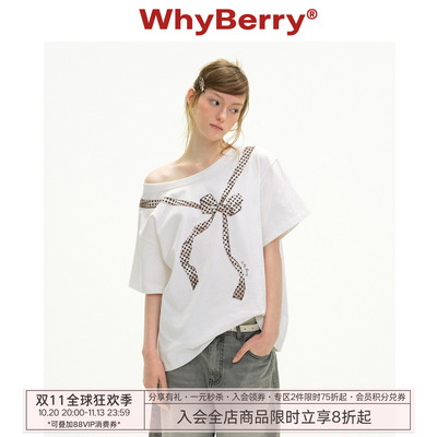 WhyBerry 26SS“少女丝带”斜肩蝴蝶结印花T恤露肩设计感短袖上衣