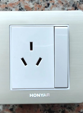 鸿雁Tiber.TB系列/一开单控10A三孔带门插座 TB86Z13AK11-10BI