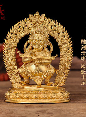 鎏金二臂铜像，色泽细腻造型美观