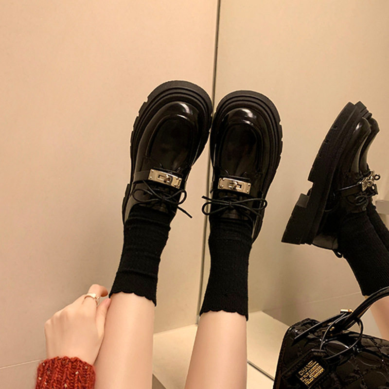 真皮厚底小皮鞋春夏新款单鞋休闲通勤系带乐福鞋女内增高锁扣复古