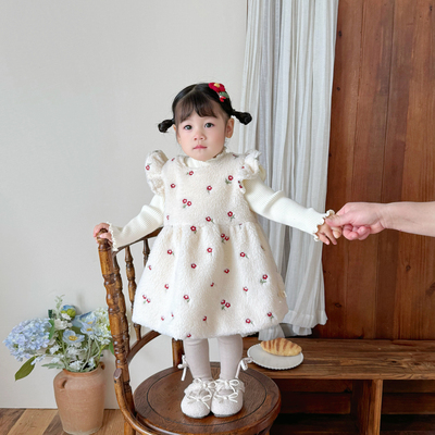 女童甜美绣花飞袖背心公主裙