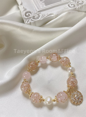 小众夜光琉璃珍珠招桃花水晶手链