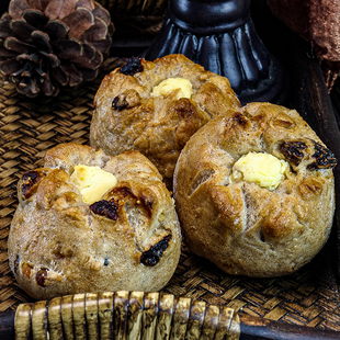 池子健身全麦黑麦面包无花果提子柠檬橙皮乳酪法式软欧包早餐粗粮