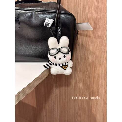 呆萌兔兔机长车钥匙包包挂件少女心装饰可爱女生创意闺蜜伴手礼物