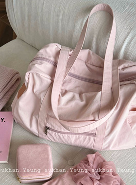 YEUNG SUKHAN/奶油系健身包 ins风大容量运动瑜伽短途收纳旅行袋