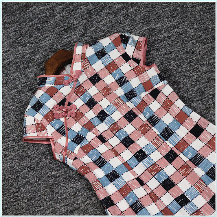 2023 XIACAN H 시리즈 YI JIAREN 할인 여장 버클 디자인 체크무늬 감년 개선 치파오 드레스