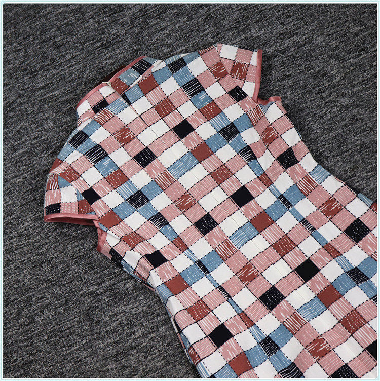 2023 XIACAN H 시리즈 YI JIAREN 할인 여장 버클 디자인 체크무늬 감년 개선 치파오 드레스