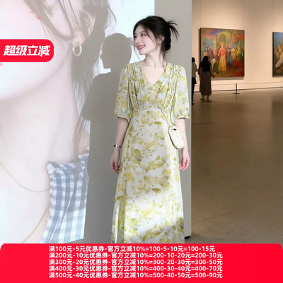 2026夏魅M系列 衣佳人折扣女装 V字领 钉珠 碎花长裙连衣裙 2131