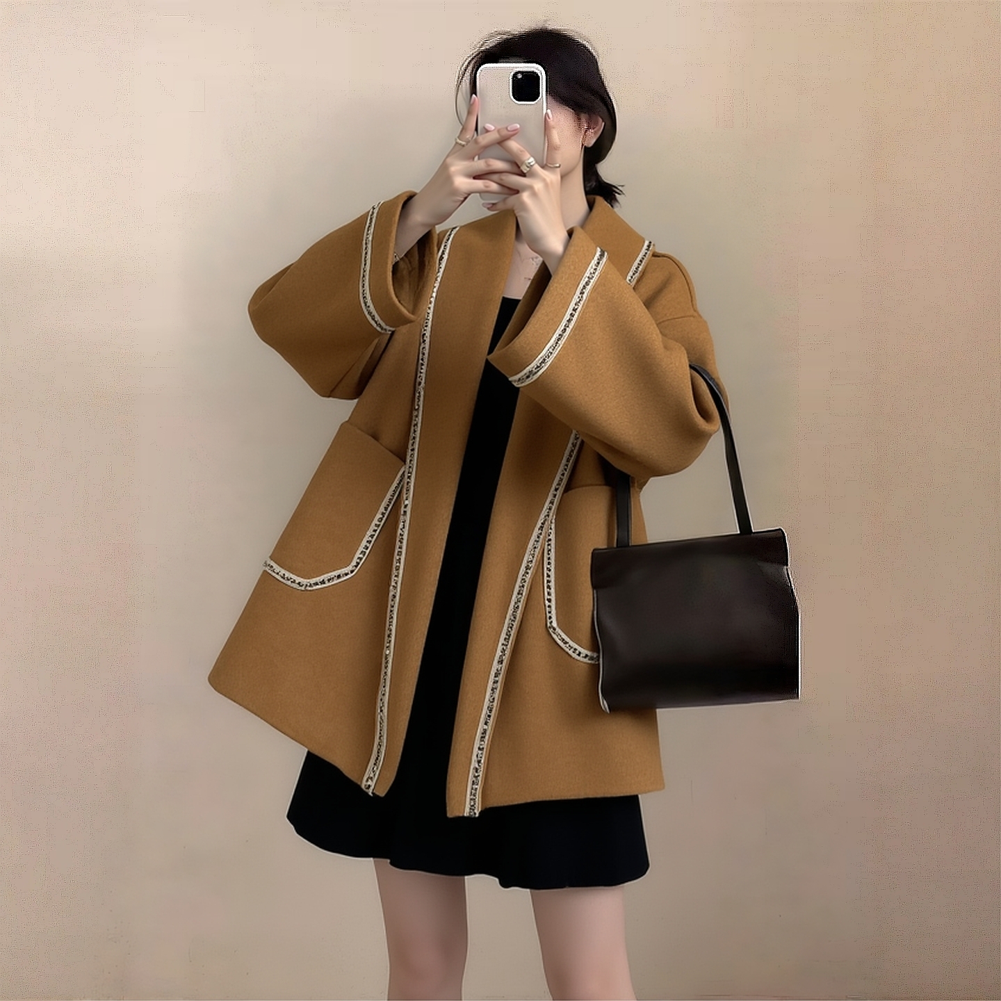 2025冬诚C系列 衣佳人折扣女装 钉珠翻领 卷边袖双面呢大衣 2029