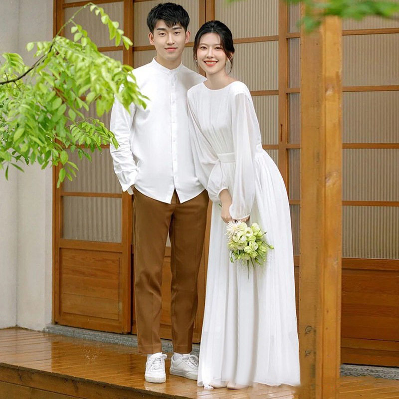 法式轻婚纱2026新款长袖简约旅拍外景缎面森系超仙迎宾出门纱显瘦
