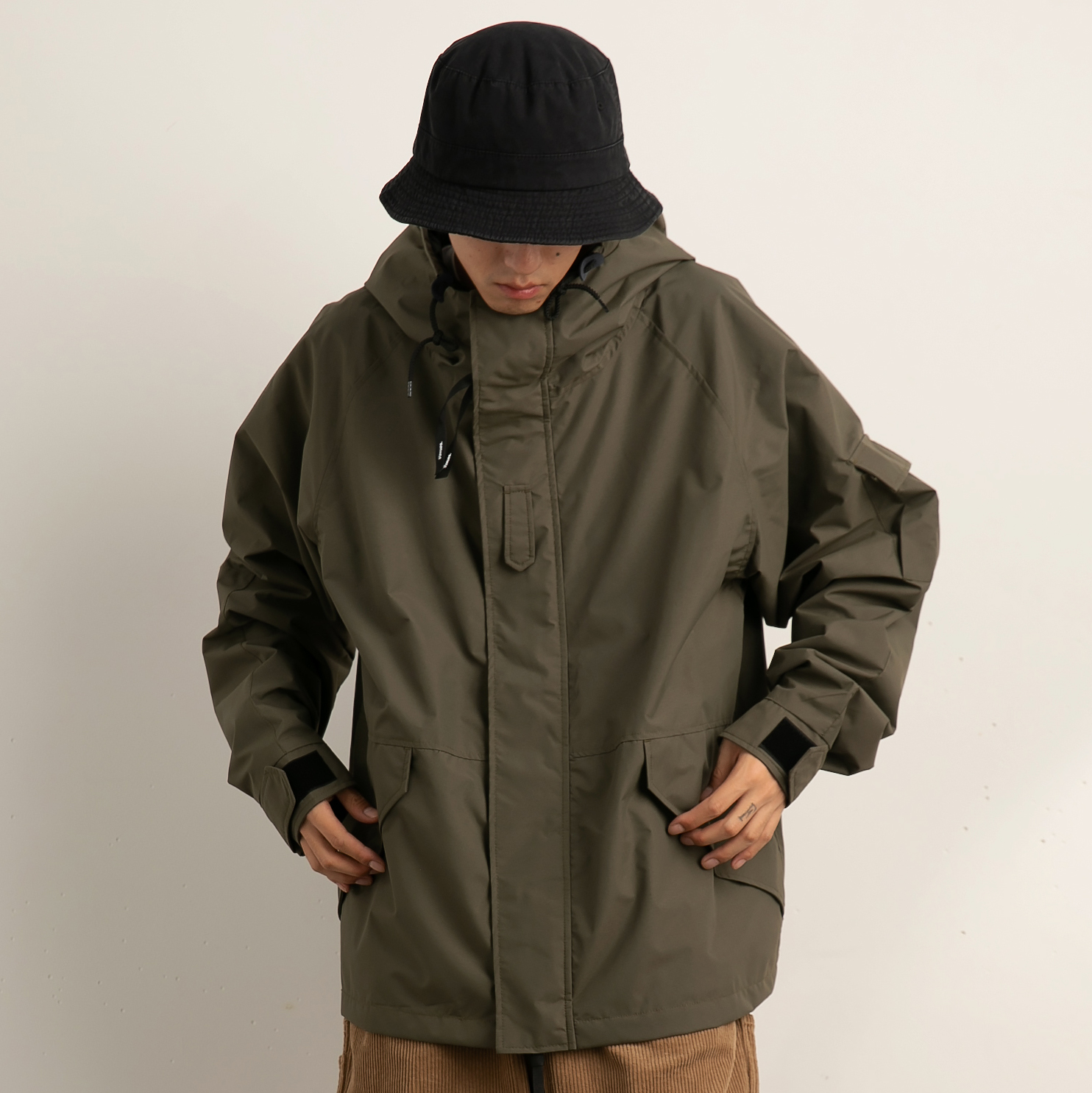 户外机能防风防水套头夹克