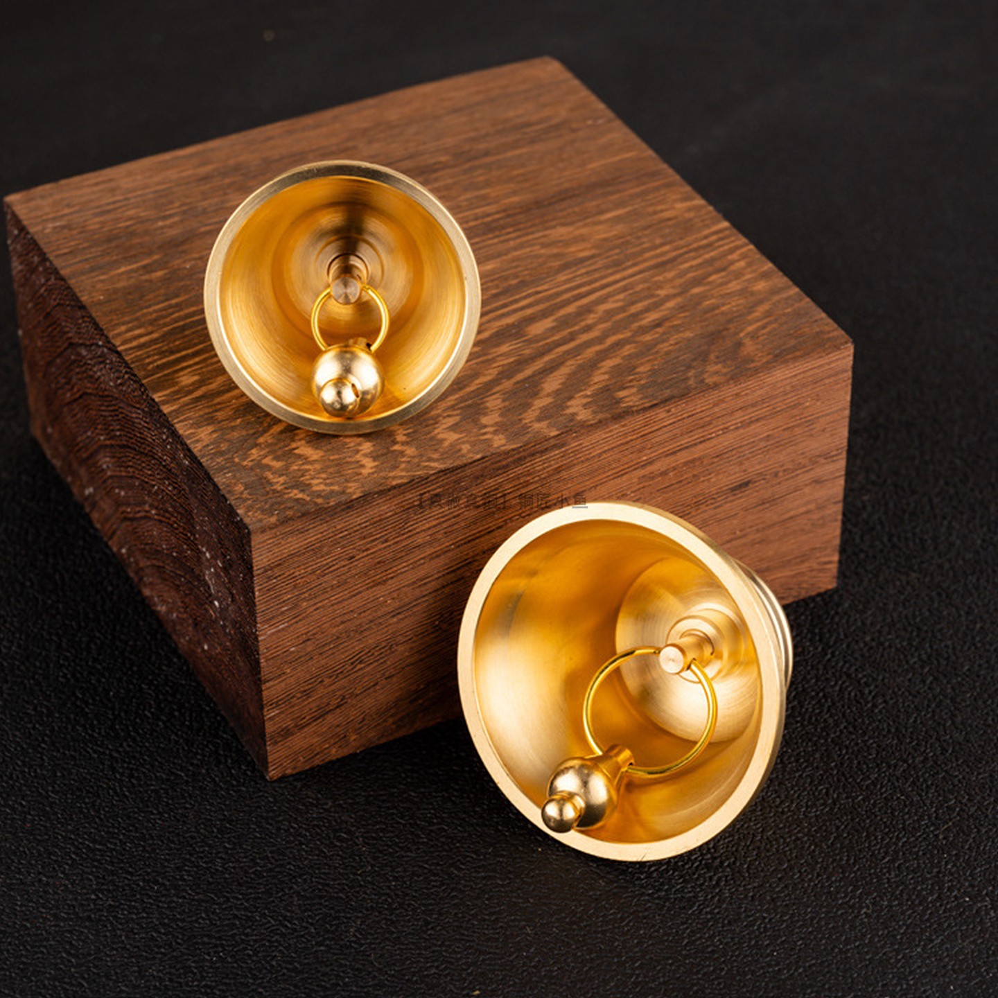 9cm加大号铜铃超响声大纯铜铃铛老式钟悬挂吊铃响亮居家风铃装饰