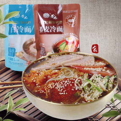 延吉带汤汁辣白菜姜元荞麦冷面