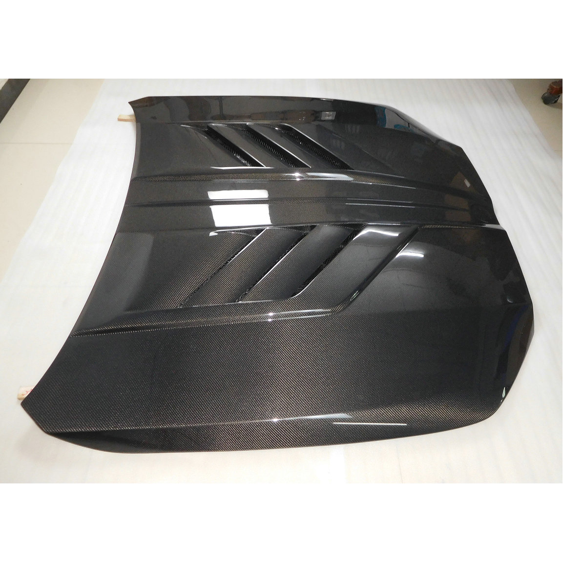 适用于宝马5系G60 G68 G90 M5碳纤维改装专用开孔机盖引擎盖包围
