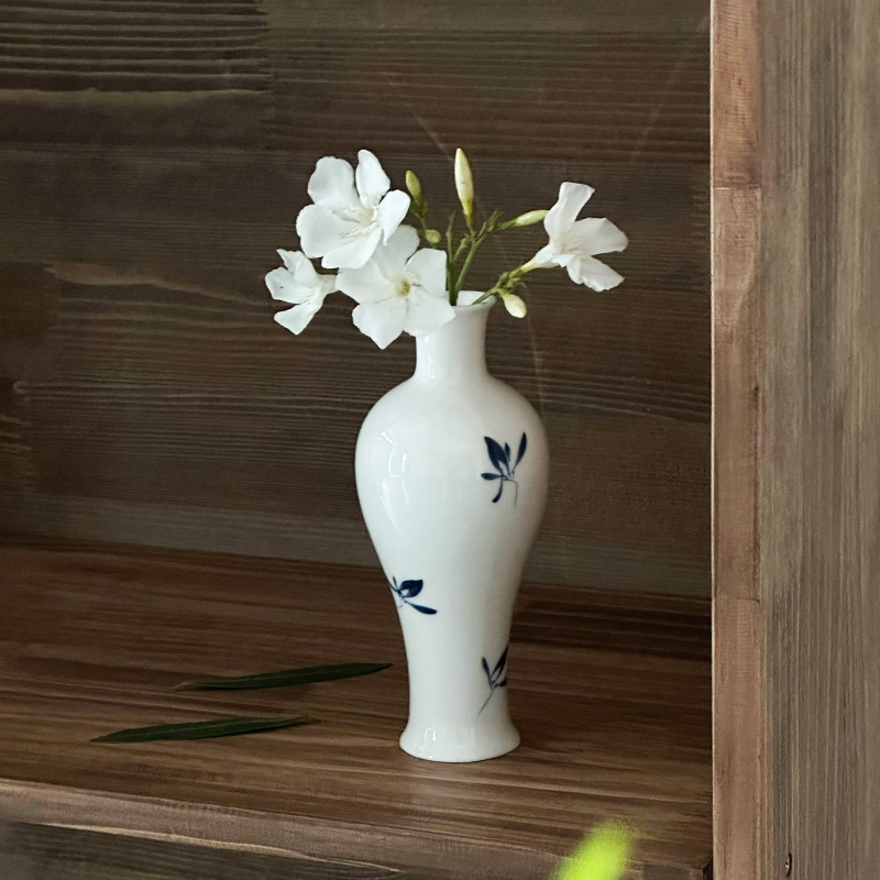 日式手绘蝴蝶兰花瓶桌面装饰摆件
