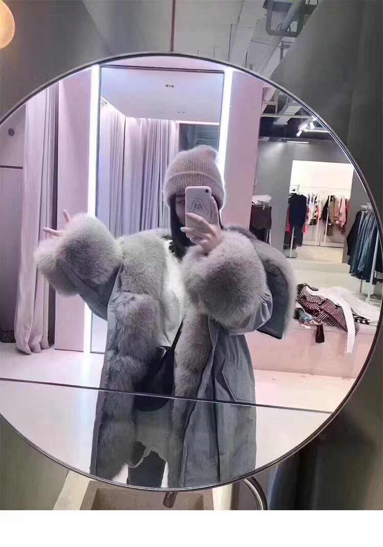 2026冬新款韩版时尚气质宽松收腰天使之翼大毛领羽绒服