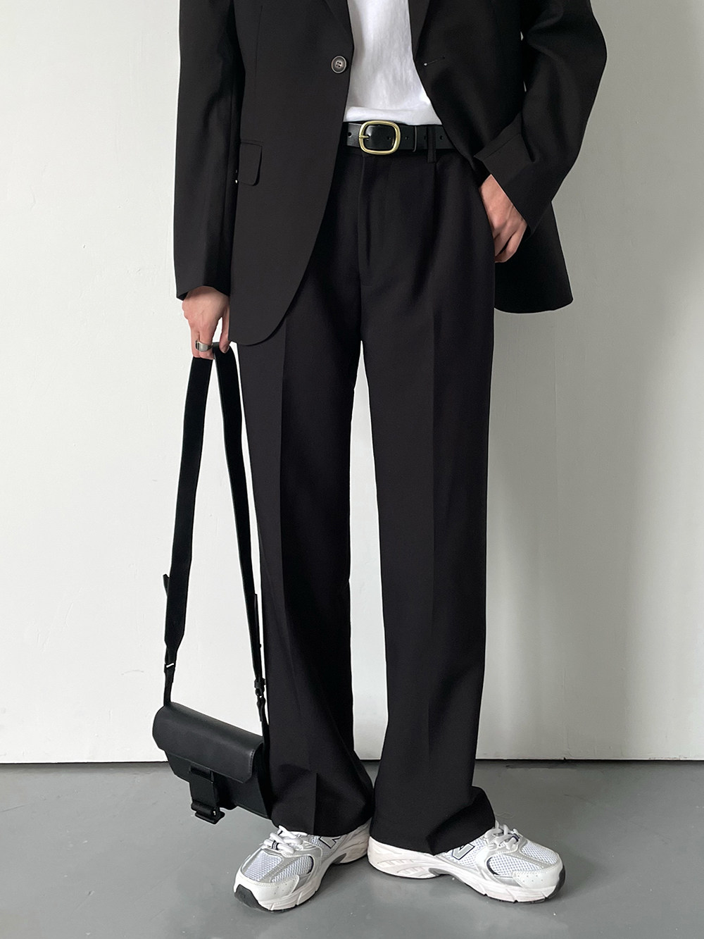 sf/秋春新韩版潮流高级感痞帅男生西裤纯色垂感直筒休闲西装长裤