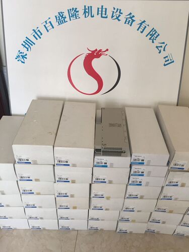 OMRON欧姆龙日本产PLC模块CVM1-CPU11-EV2 CVM1-CPU11-V2