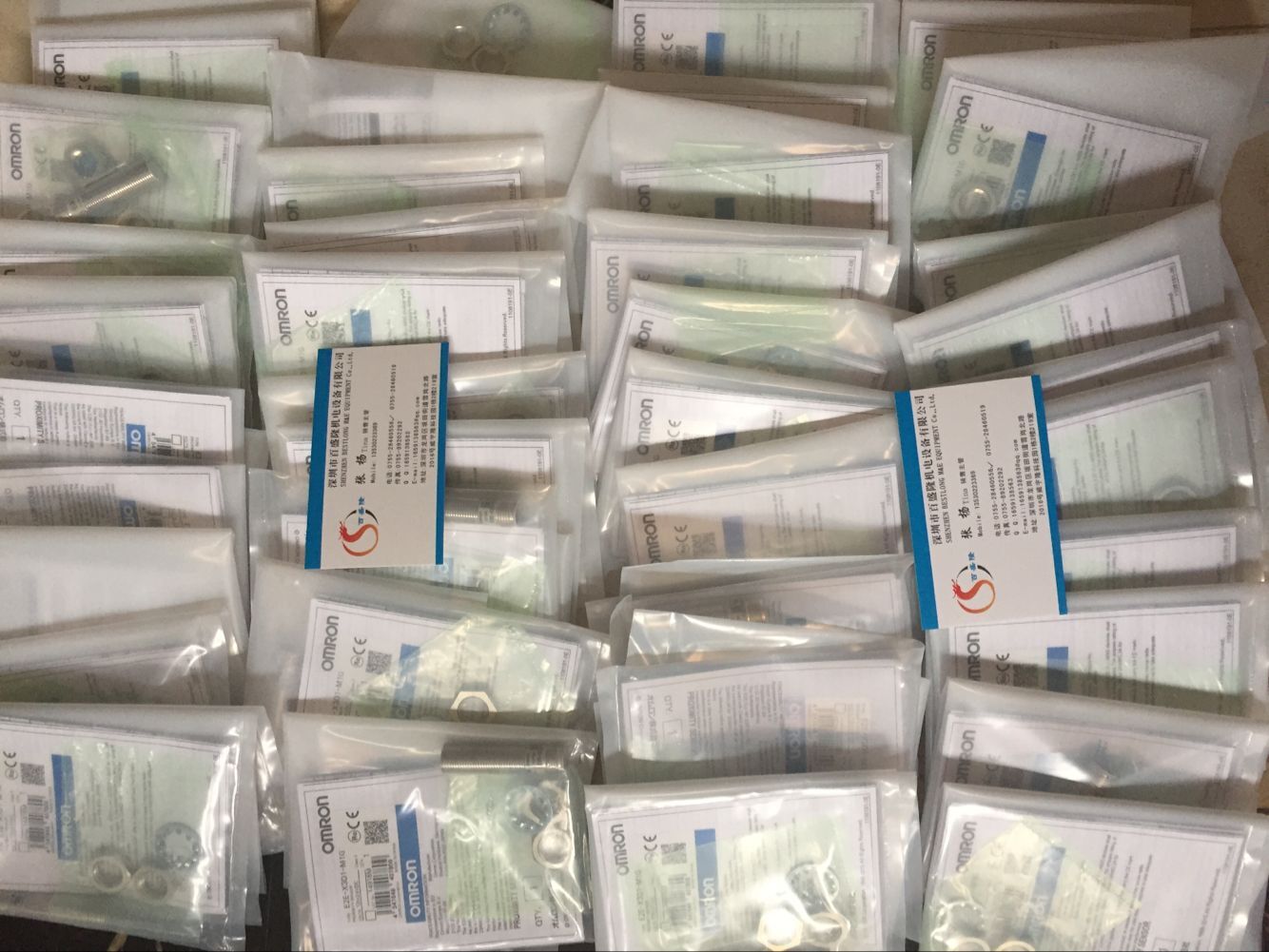 OMRON欧姆龙原装全新正品光电开关E2EM-X15C2 E2EM-X15X2 2M