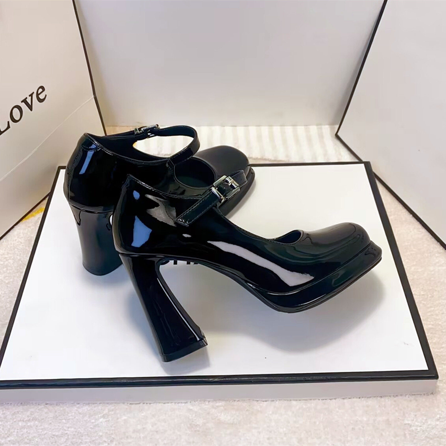 法式高跟玛丽珍鞋女圆头防水台职业OL通勤鞋亮面漆皮黑色粗跟单鞋,女鞋,浅口单鞋,淘宝优惠券,粉丝福利购,淘宝优惠卷