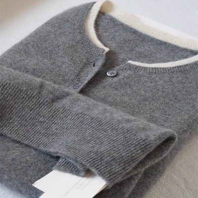 奥莱正品女装清仓捡漏秋冬季假两件圆领毛衣女加厚小众羊绒针织衫