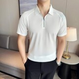 白色