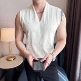白色