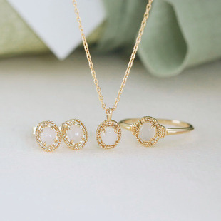 轻奢夏季新品复古雕花奶白月光石项链戒指套装纯银镀金精致女首饰