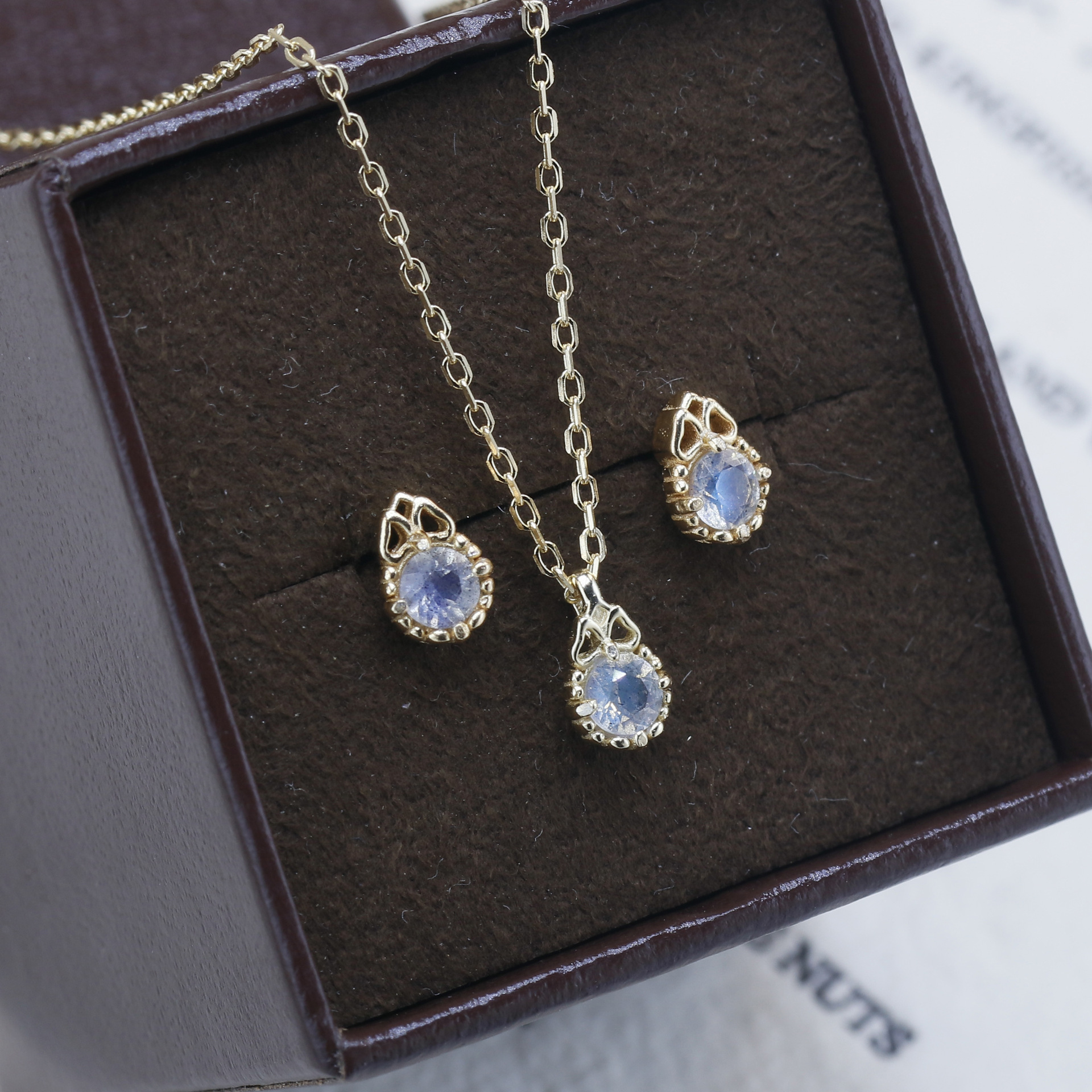 轻奢珠宝日系蝴蝶结项链