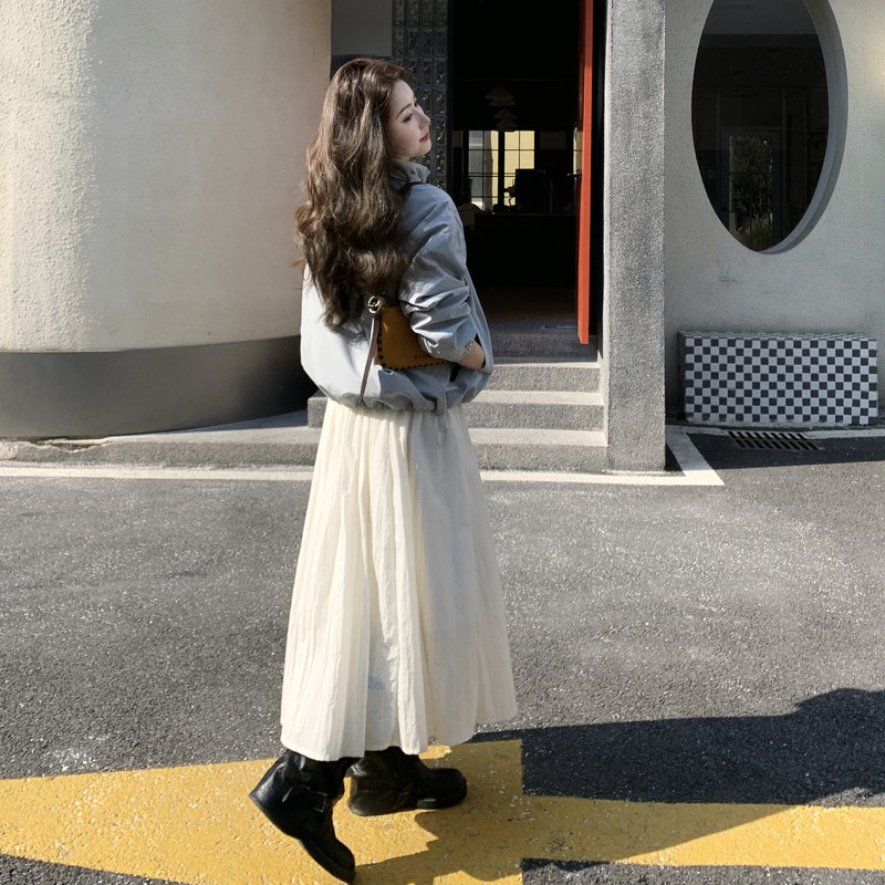 现货2026年春装新款蓝色风衣外套XW9808P155K248,女装短外套,浙宝171