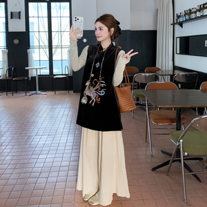 2026年重工刺绣春风马甲连衣裙 XW9807 P225 K338，女装连衣裙，浙宝171