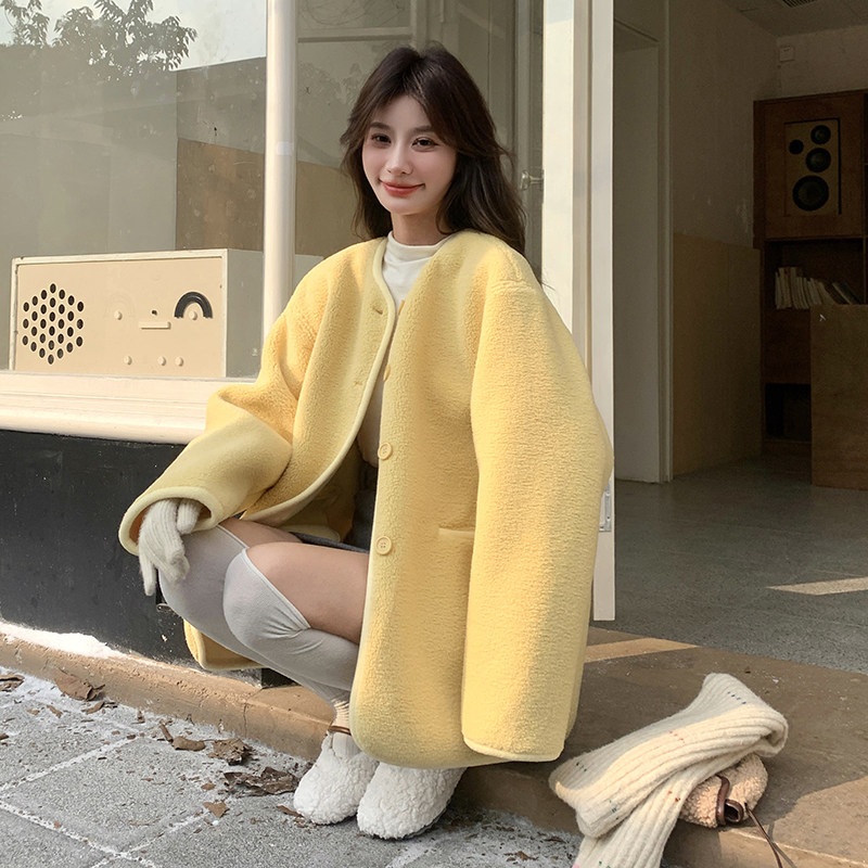 甜美减龄皮毛一体粉色羊羔毛外套女冬季2025新款多巴胺独特超好看,女装短外套,浙宝171
