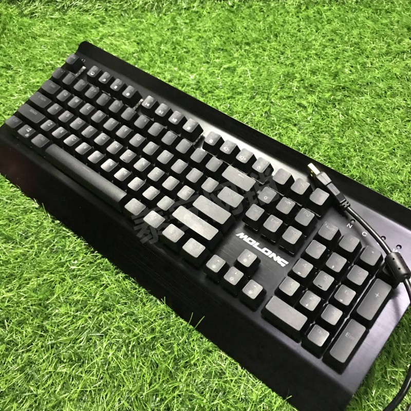 莫龙 MOLONG K850 游戏机械键盘支脚架混光背光插拔青轴 电竞网吧