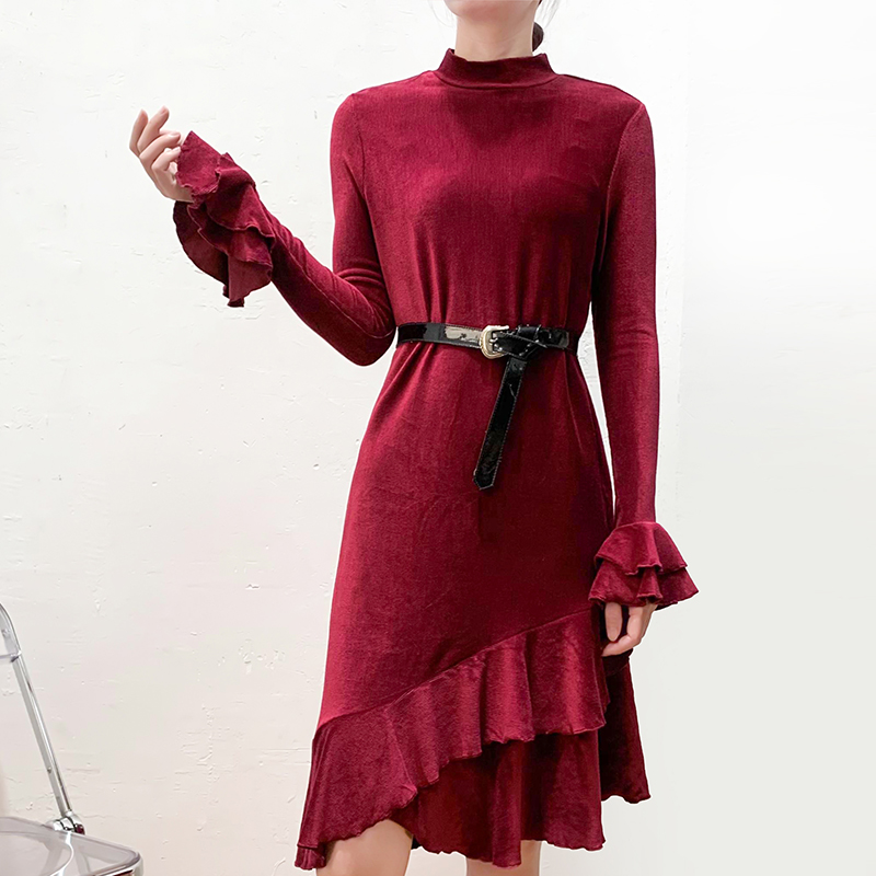 无假期的人】外贸单!优雅淑女复古灯芯绒荷叶边灯笼袖连衣裙春秋