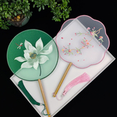 刺绣团扇中国风古典古装 汉服旗袍古风长柄流苏仙鹤莲花八瓣圆扇子