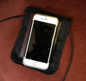 PACSAFE COVERSAFE X75 장착 방지 컷 쉴드 동전 기계 걸이형 목 가방 여권 가방