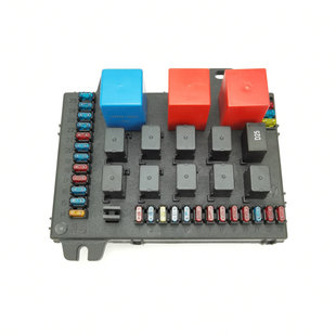 包邮 22010 适用于东风153紫罗兰1230中央配电盒保险丝盒片37N48B