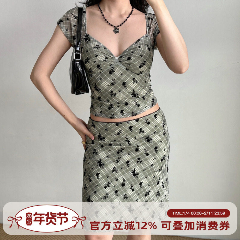 Go Girl Go 自制复古欧美风植绒格纹短袖T恤包臀半身裙套装女夏季,女装/女士精品,时尚套装,淘宝优惠券,粉丝福利购,淘宝优惠卷