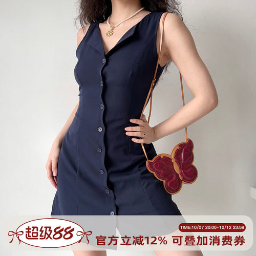欧美风单排扣V领无袖连衣裙