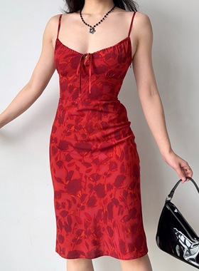 Go Girl Go 自制法式复古红色印花吊带裙中长款度假连衣裙女夏
