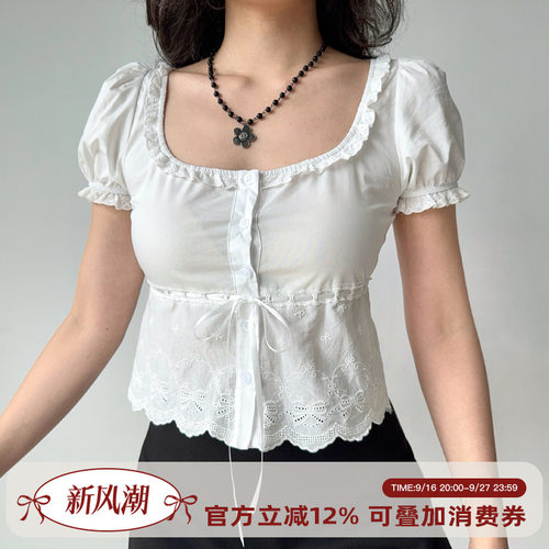 Go Girl Go 自制法式复古镂空刺绣白色衬衫女夏季方领泡泡袖上衣