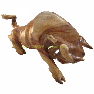 香樟木雕刻发财牛摆件家居饰品扭转乾坤斗牛水牛