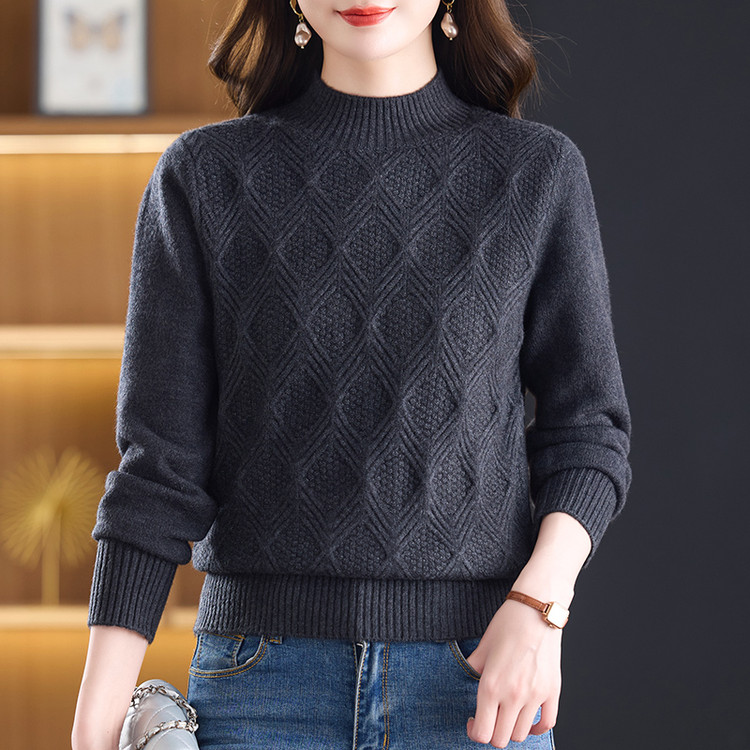 女士半高圆领常规套头常规款毛针织衫