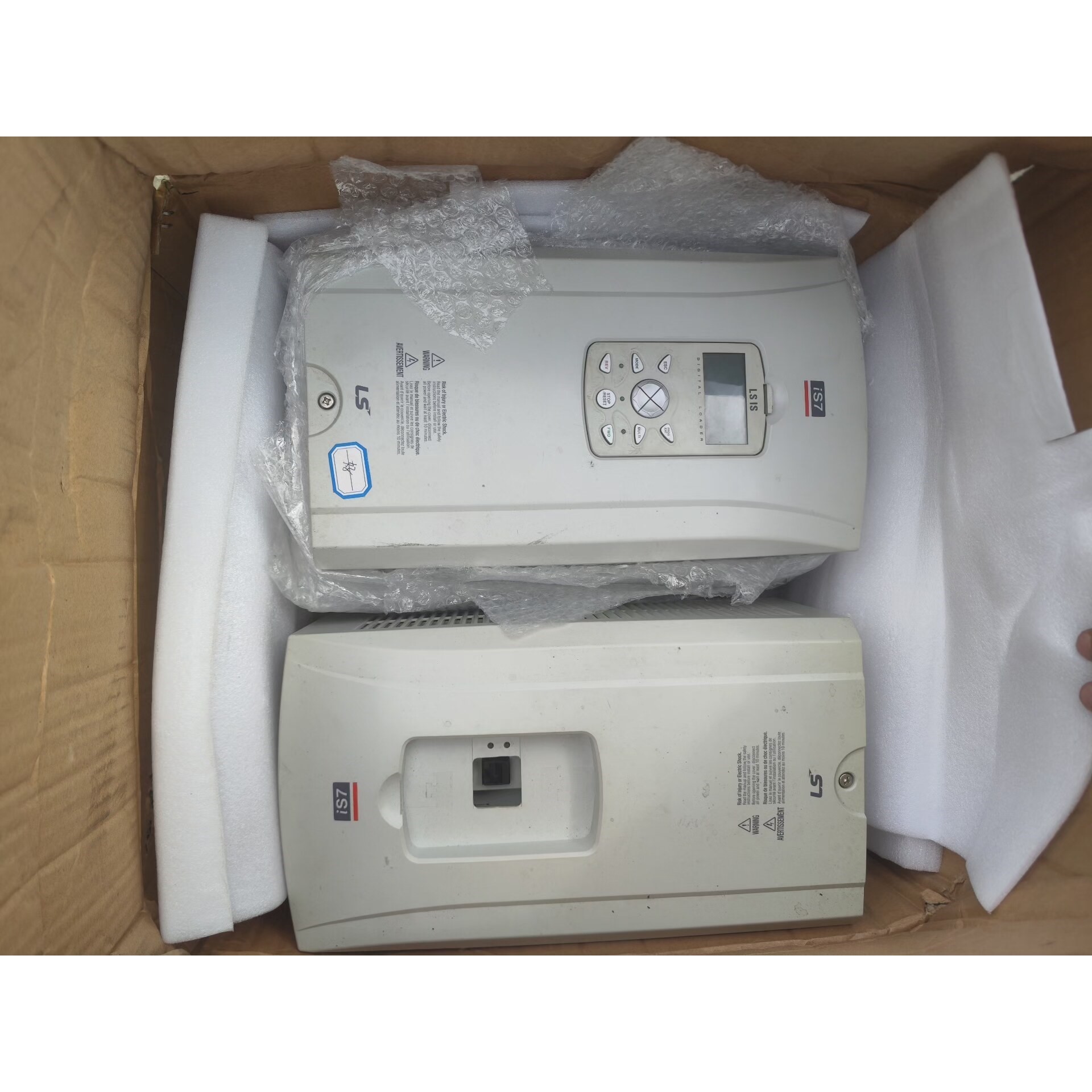 LS变频器SV0075IS7–4N0,7.5千瓦,成色很好,议价产品