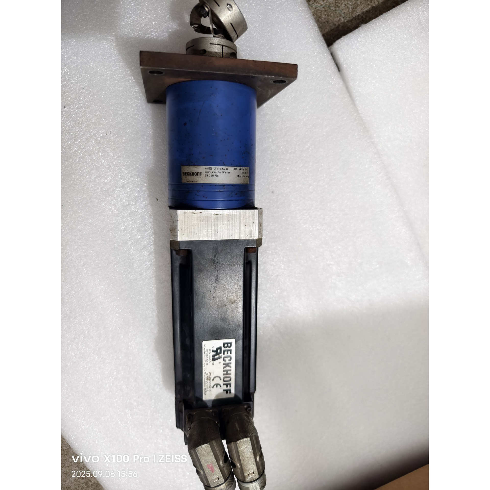 倍福伺服电机AM3033-0E00-0000,1.1KW功率议价产品