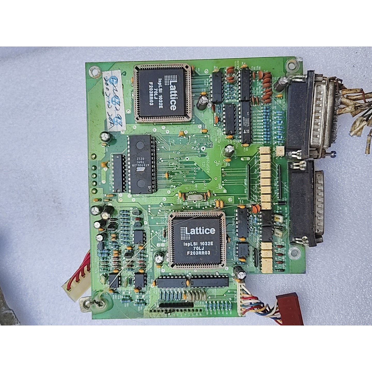 广数伺服驱动器主板,实物拍摄,成色如图.主板上有Lattic议价产品