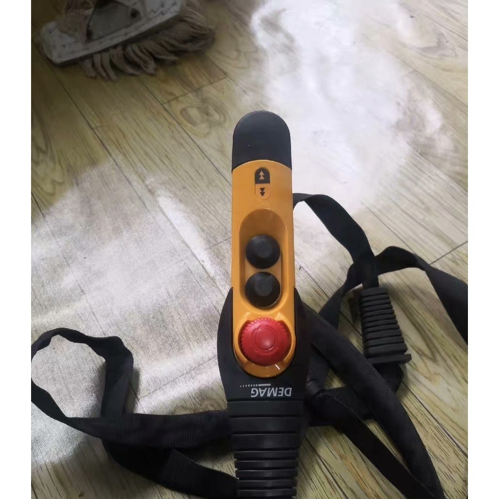 DEMAG/德马格电动葫芦手柄带控制线,只安装未使用,在德玛议价产品
