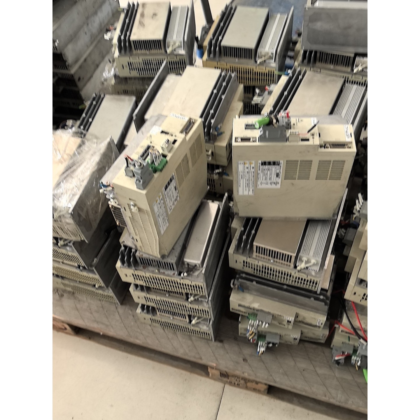 UR1BP3-015N-1KC-2C1-N 横河伺服驱动器议价产品