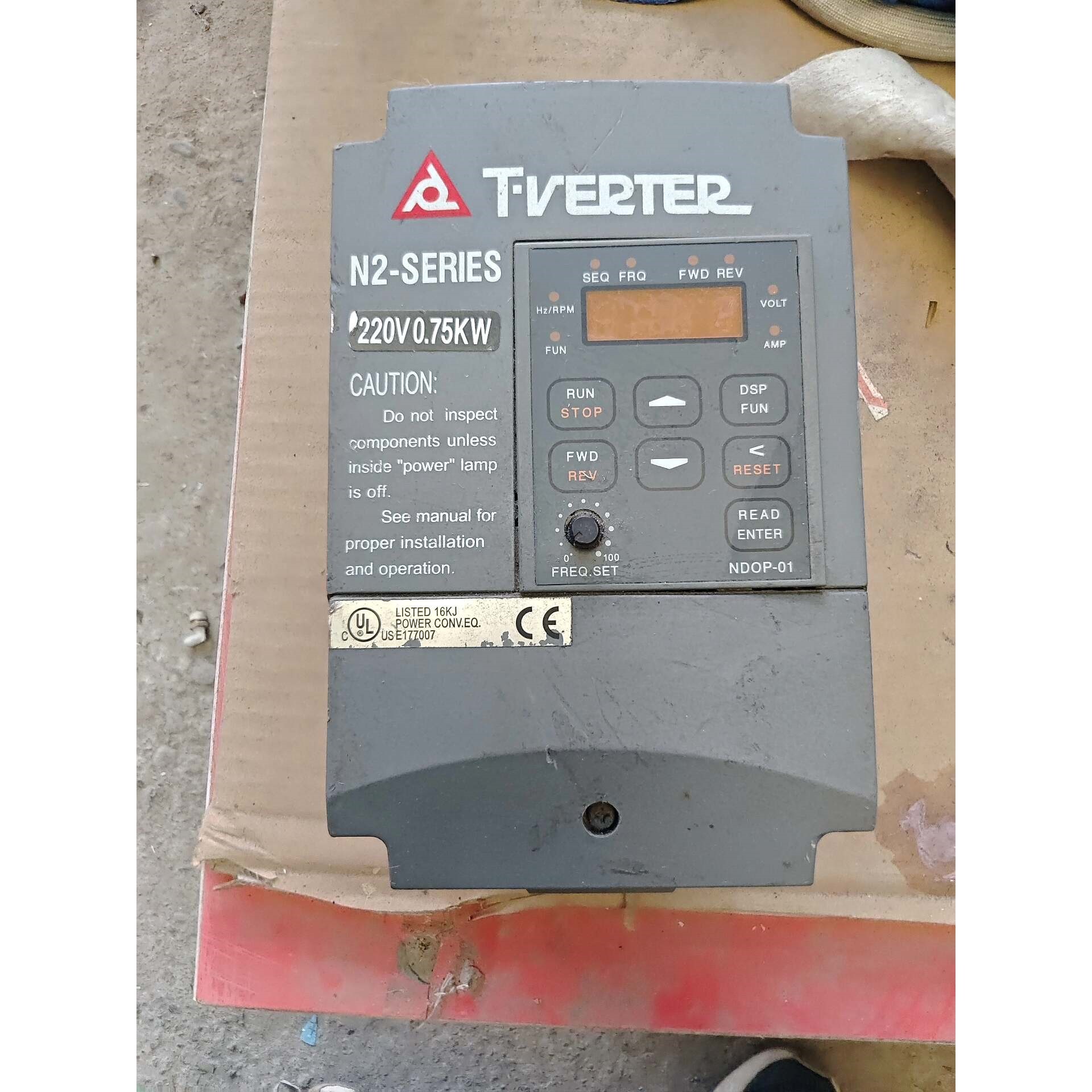 台安N2变频器 0.75KW 220V N2-201-H(1议价产品